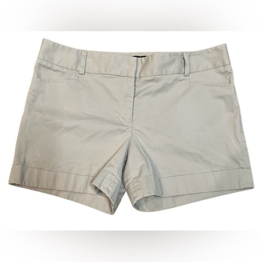 EXPRESS Women's Beige Editor Shorts
